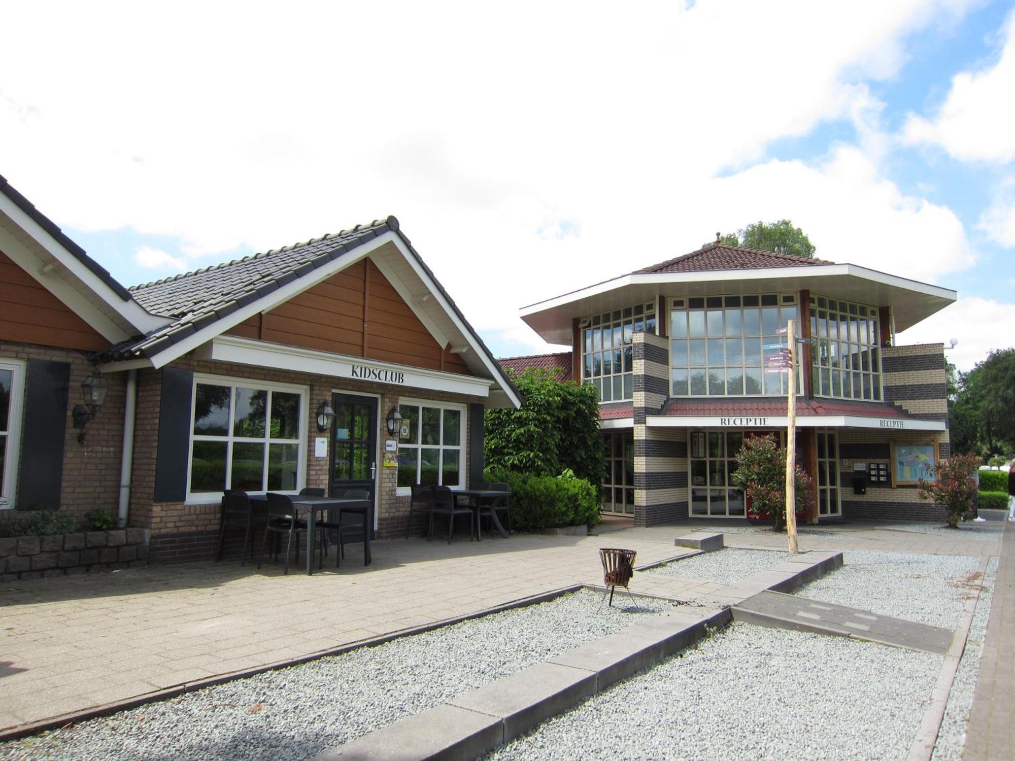 Hderh - Eco Lodge Op Vakantiepark De Ijsvogel, Zwembaden, Kids Fun, Natuur En Rust Voorthuizen Kültér fotó